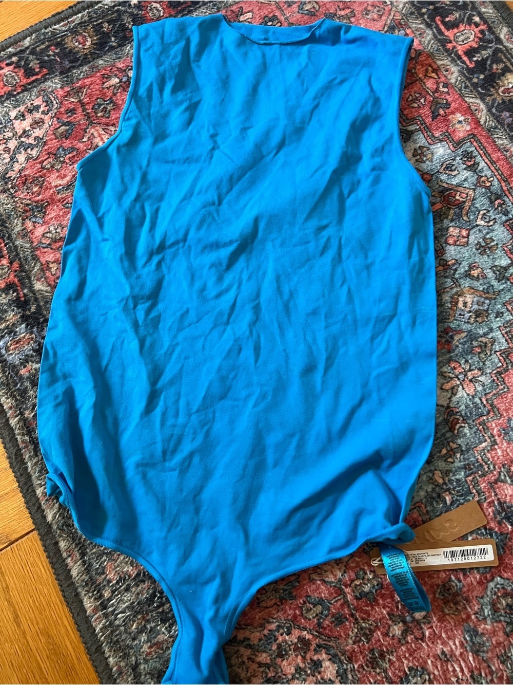 Skims bodysuit Bright Turquoise teal nwt vibrant high neck chic rave clubbing co